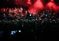 FOTO/VIDEO | Mostarska publika uživala u spektaklu i bezvremenskim hitovima grupe Queen
